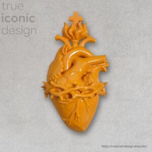 Gelbes Heiliges Herz für die Wand - ex voto - pgr - für erhaltene Gnade - Narzissengelb - Wandskulptur